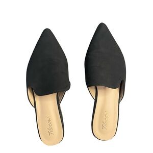 Tilocow Black Pointed Toe Mules / Slides - Size 8
